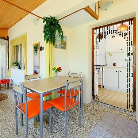 Balaton A412 Apartment Balatonkeresztur